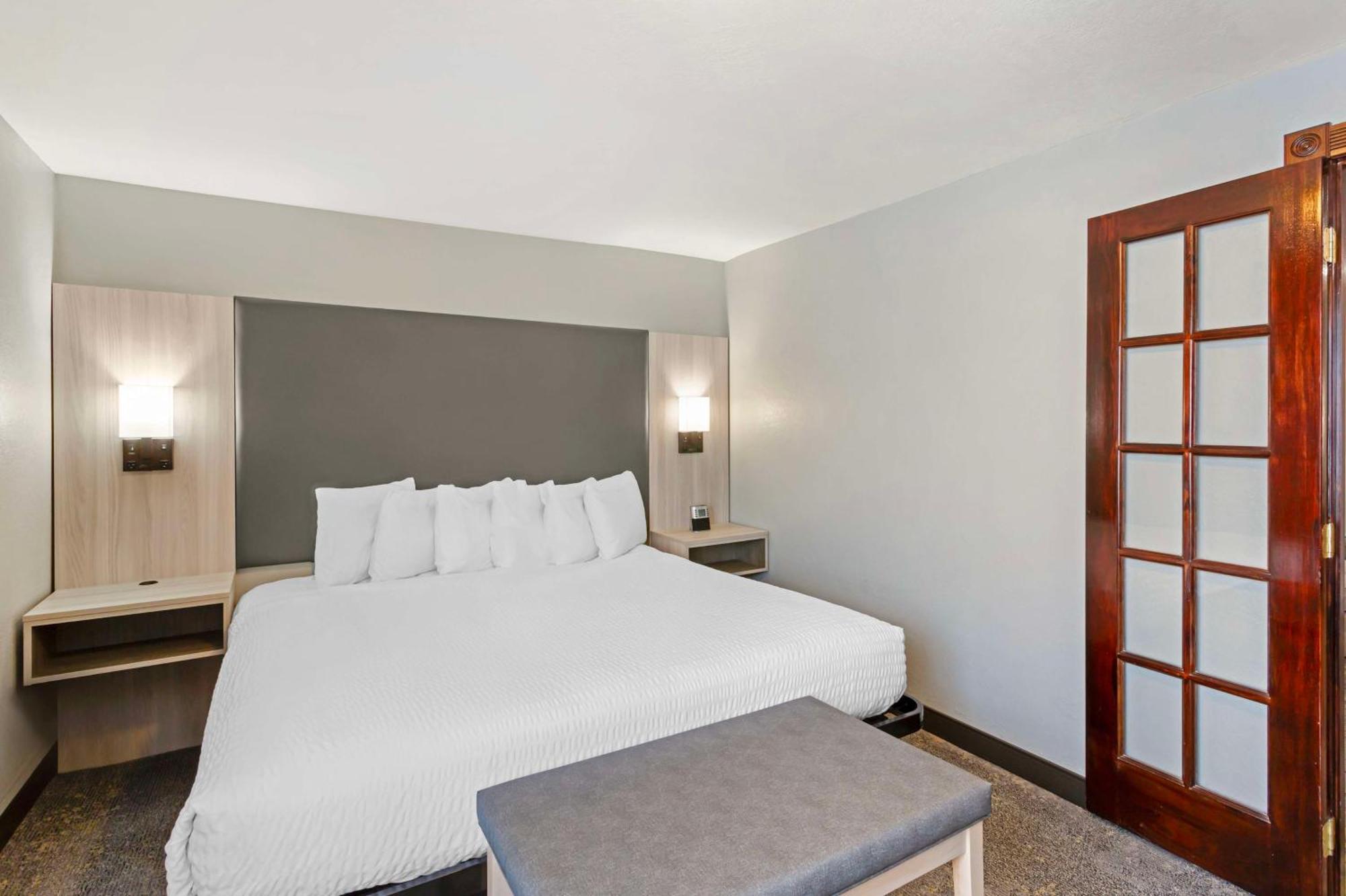 Best Western Plus Weston Inn Logan Luaran gambar