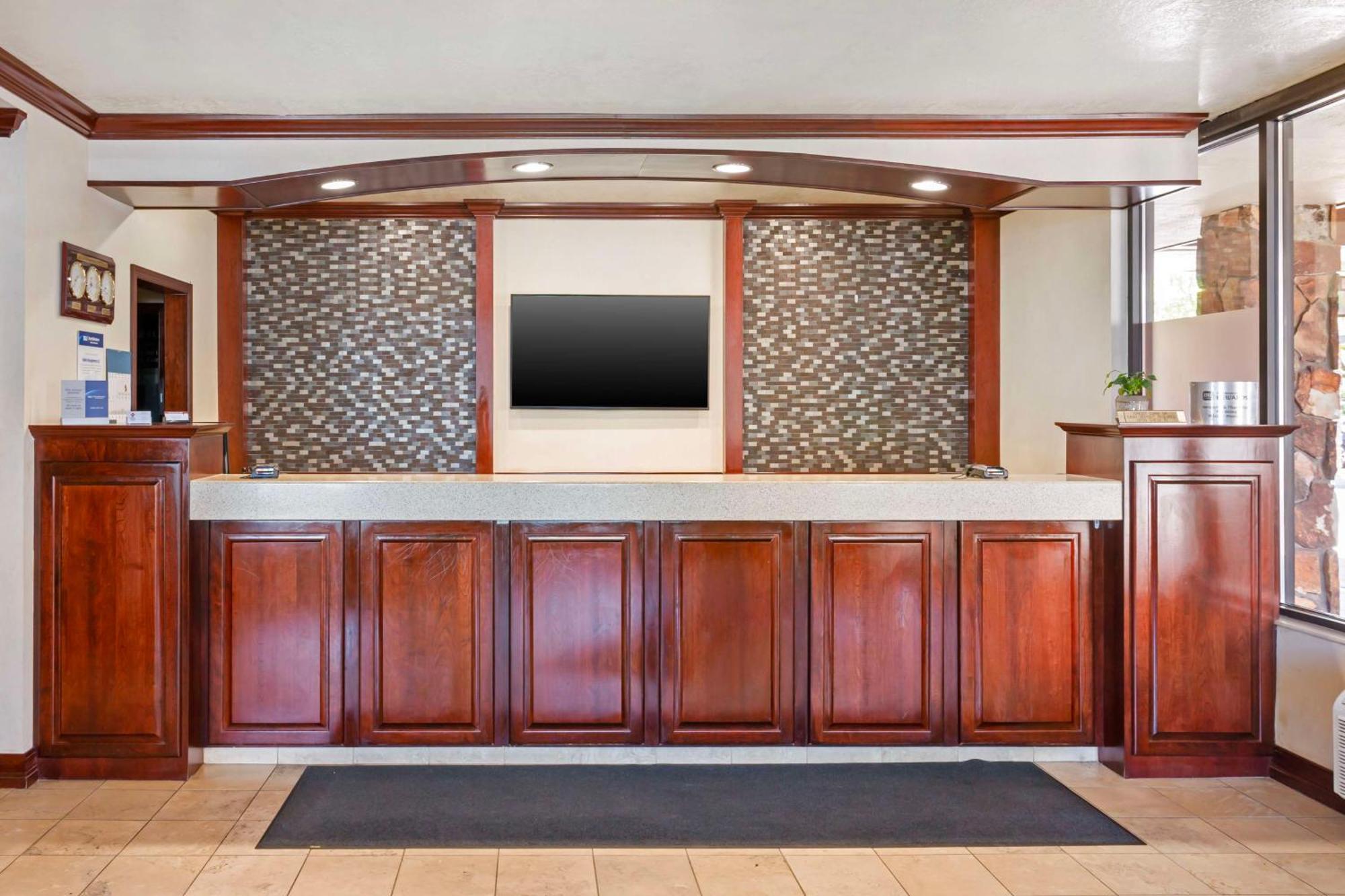 Best Western Plus Weston Inn Logan Luaran gambar
