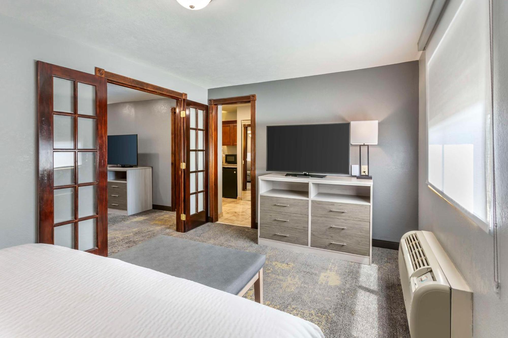 Best Western Plus Weston Inn Logan Luaran gambar
